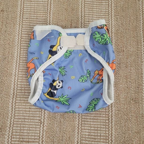 Diaper cover - Picture 1 of 3